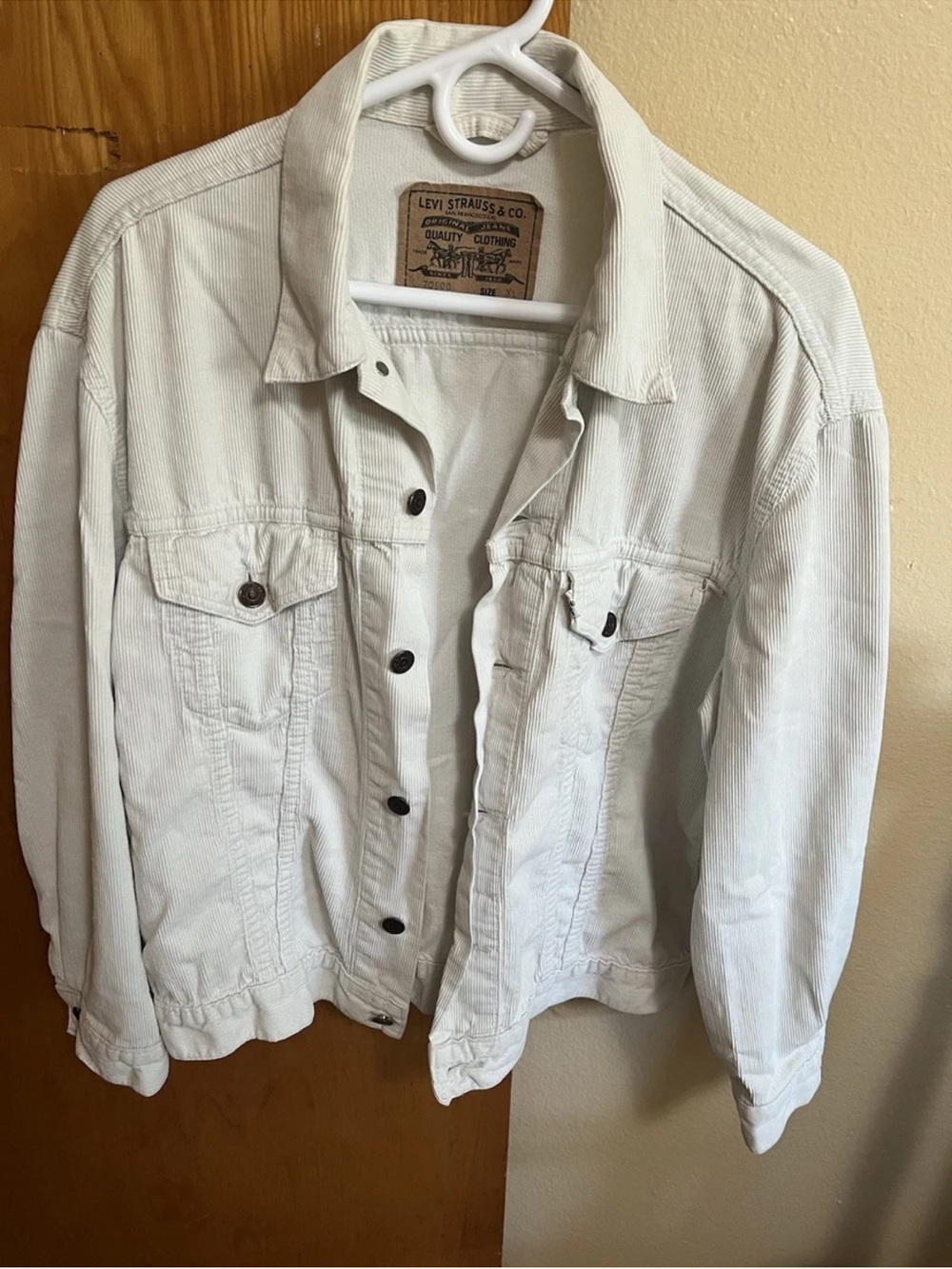VTG Levi’s 70500 White Corduroy Trucker Jacket  Tag XL (Fits M/L)  1998 Tunisia